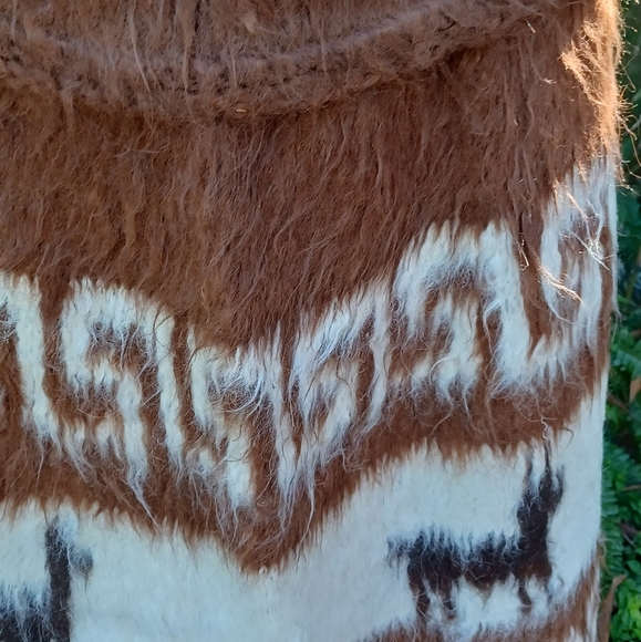 Mohair Cape/Poncho - Picture 2 of 4